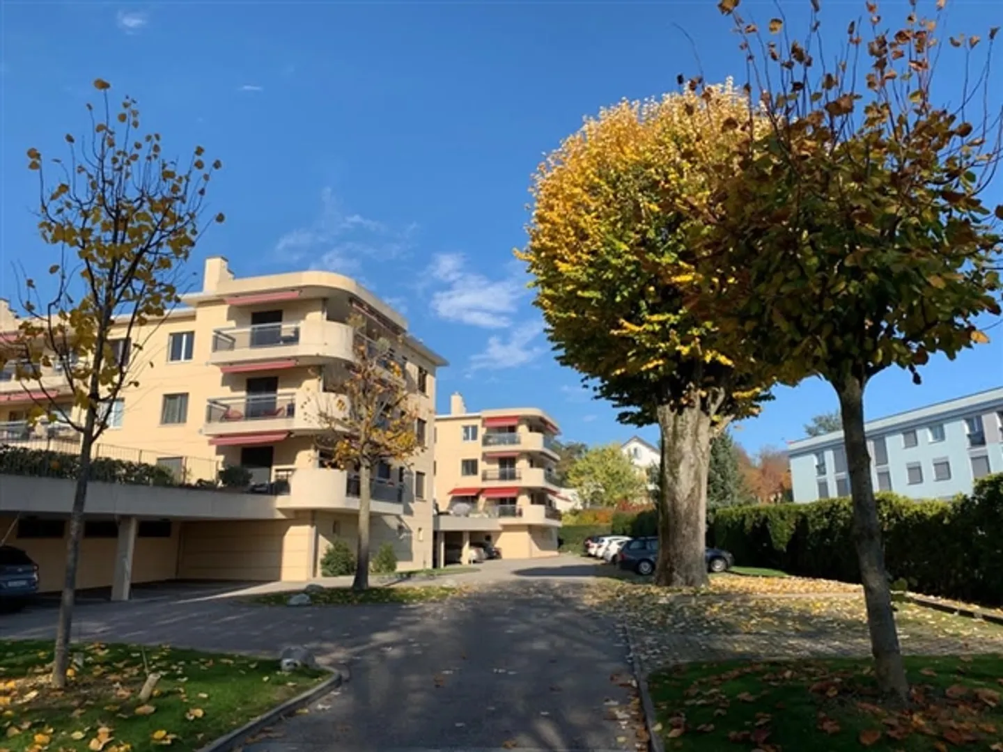 FOR TENANTS OF THE BUILDING  To rent 1 outdoor parking space in a PSA (secure object) in Prilly - Fr. 120.00/month - Photo 1 of 1