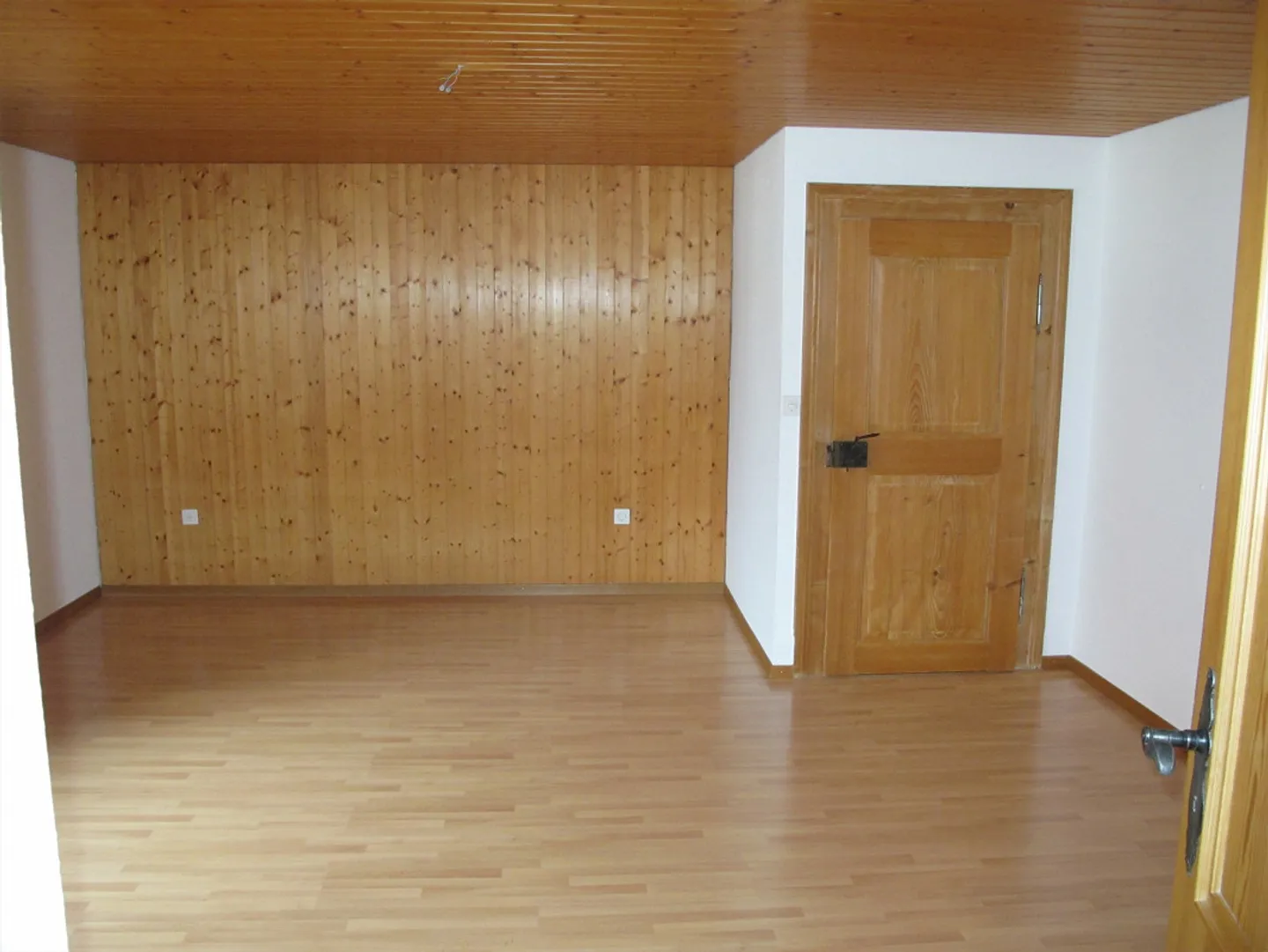 4 1/2-Zimmer Wohnung mit Wintergarten - Foto 2 von 14