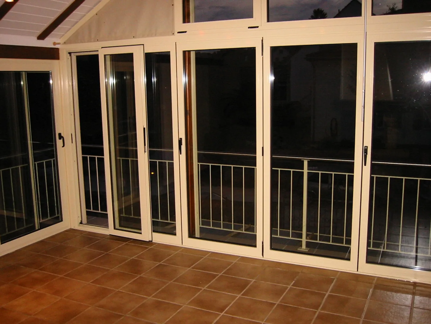 4 1/2-Zimmer Wohnung mit Wintergarten - Foto 9 von 14