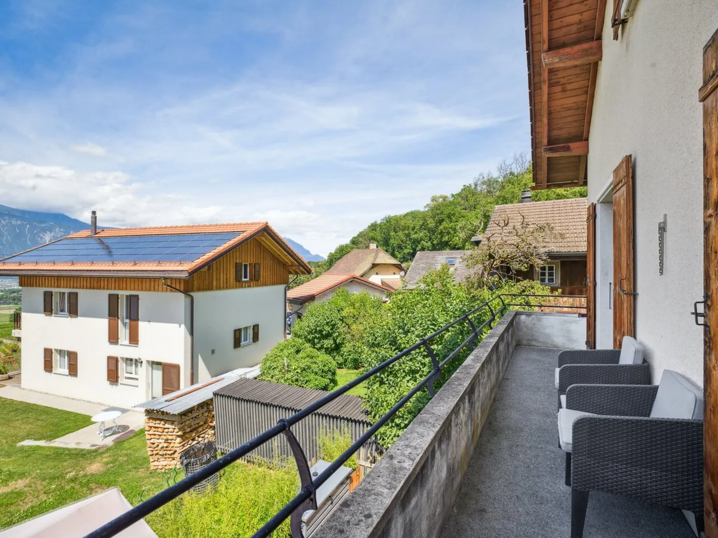 Dorfhaus mit 6 Zimmern in Ollon VD - Foto 13 von 22