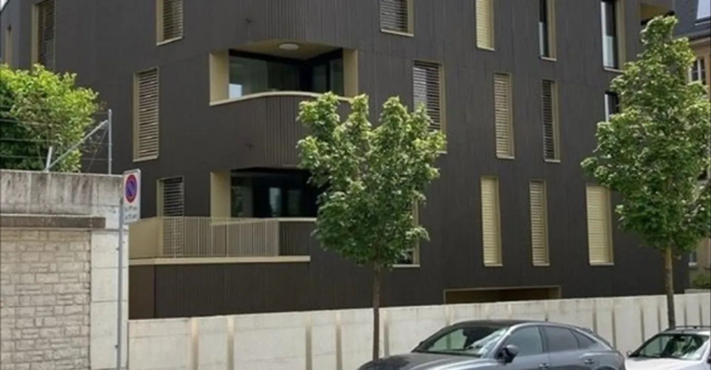 Mischgenutztes Gebäude mieten - Foto 2 von 2