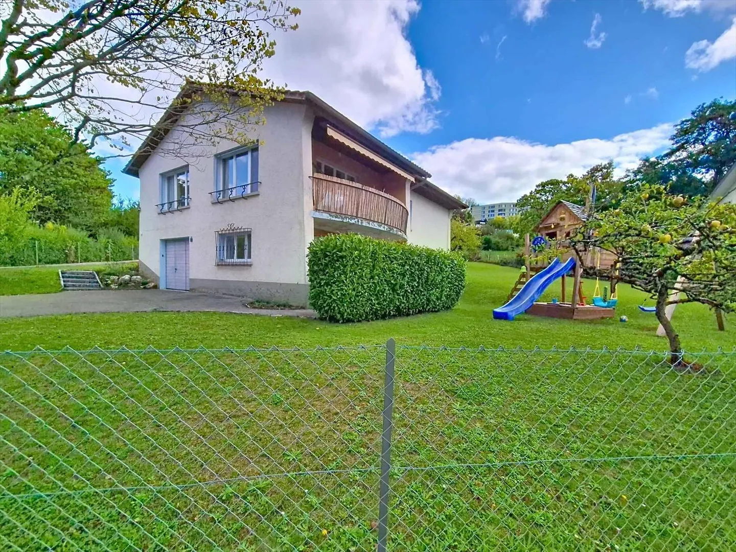 Einzelvilla mit Wertsteigerungspotenzial - Foto 1 von 13