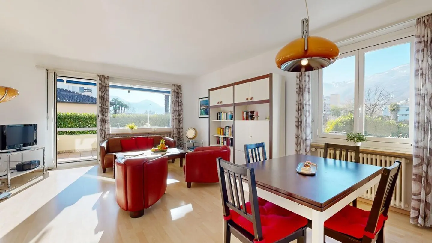 Residenza secondaria - Paradiso soleggiato con piscina ad Ascona - Foto 4 di 8