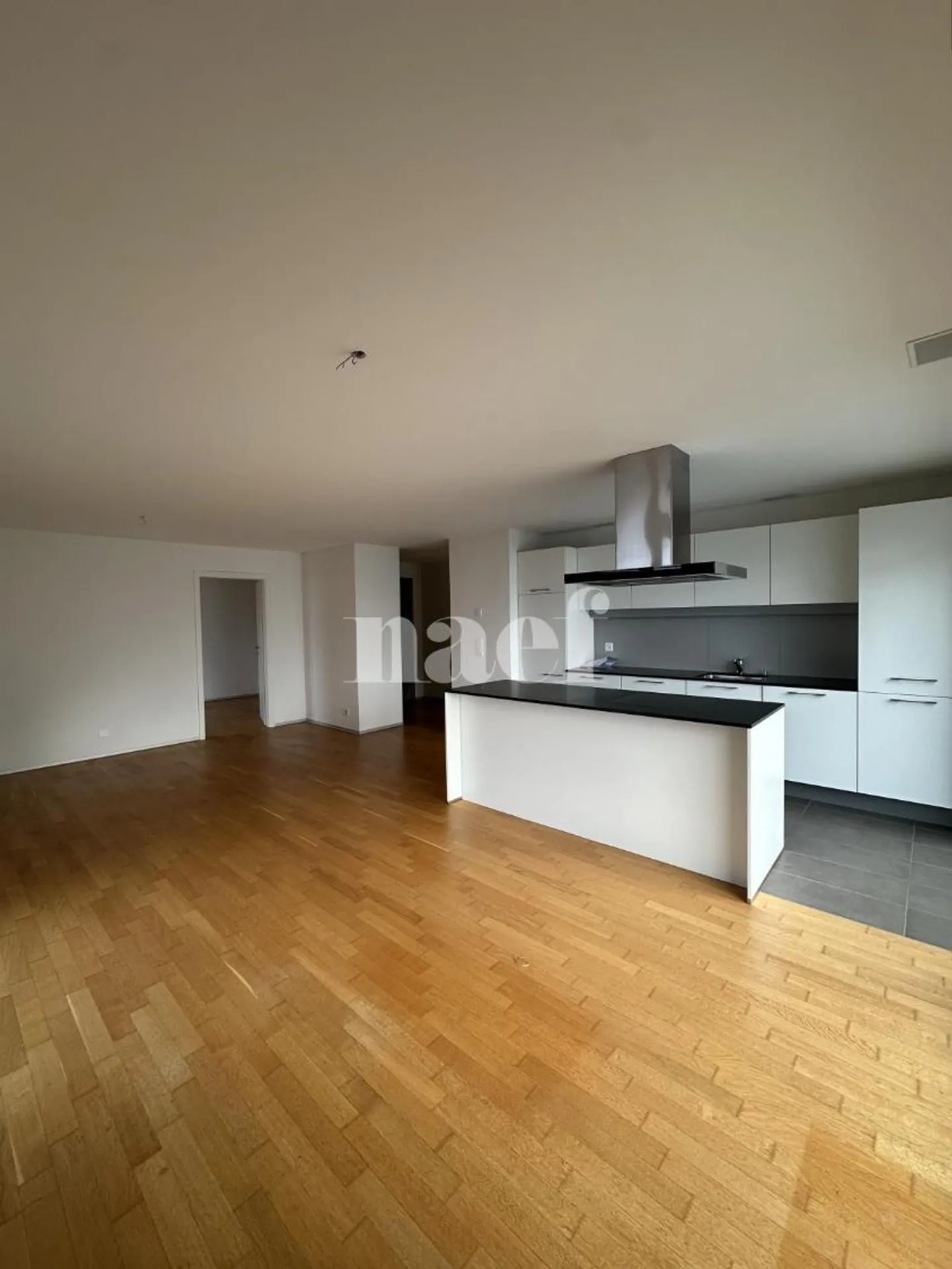 Modernes 3,5-Zimmer-Apartment - Foto 2 von 6