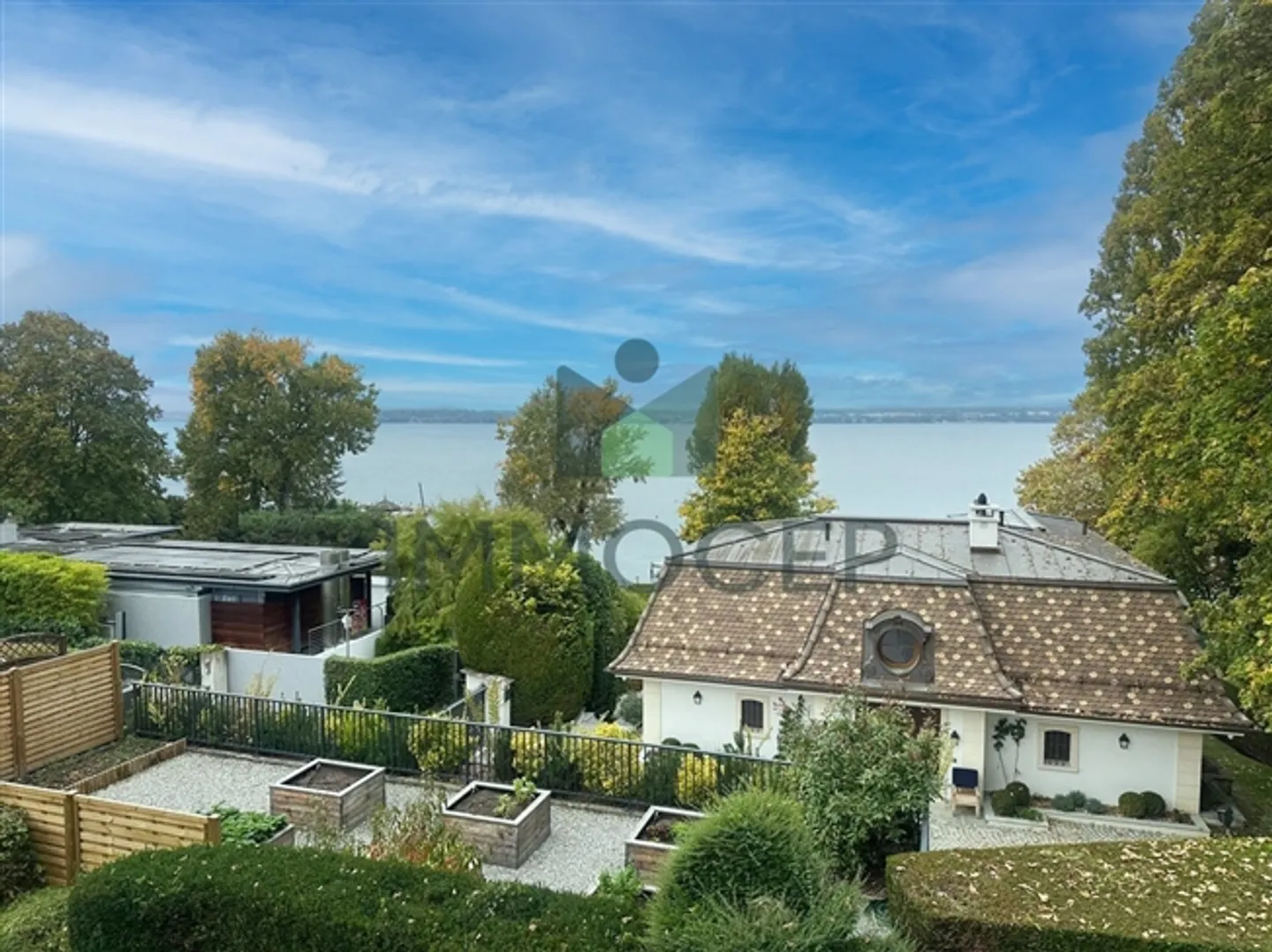 Rare detached villa of 200 m2 living space on a plot of 920 m2 - Photo 4 of 9