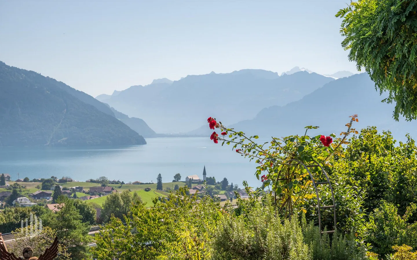 ImmoWyss - La tua casa con vista sulle montagne e sul lago per le persone di cuore - Foto 1 di 13