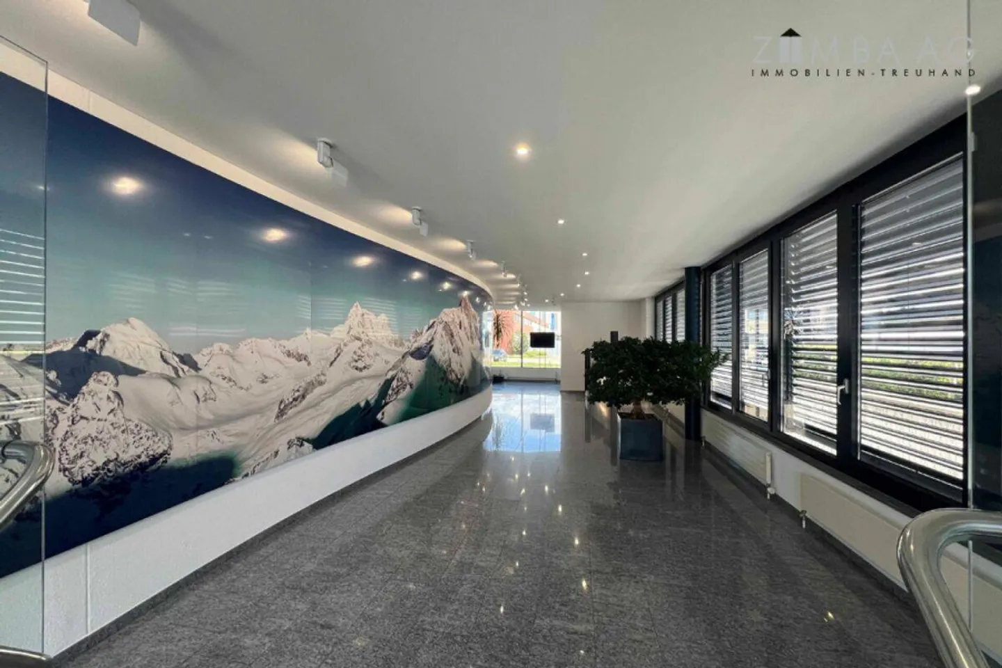 Your new business location that leaves nothing to be desired - Photo 2 of 22