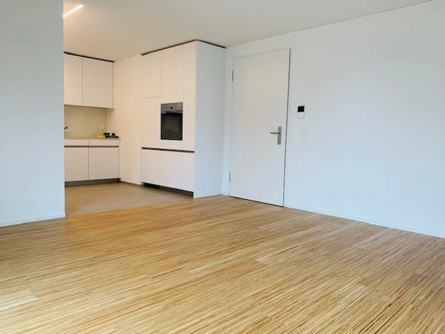 Bright 1.5-room apartment with charm in the heart of Küsnacht - 3rd floor - Photo 5 of 8