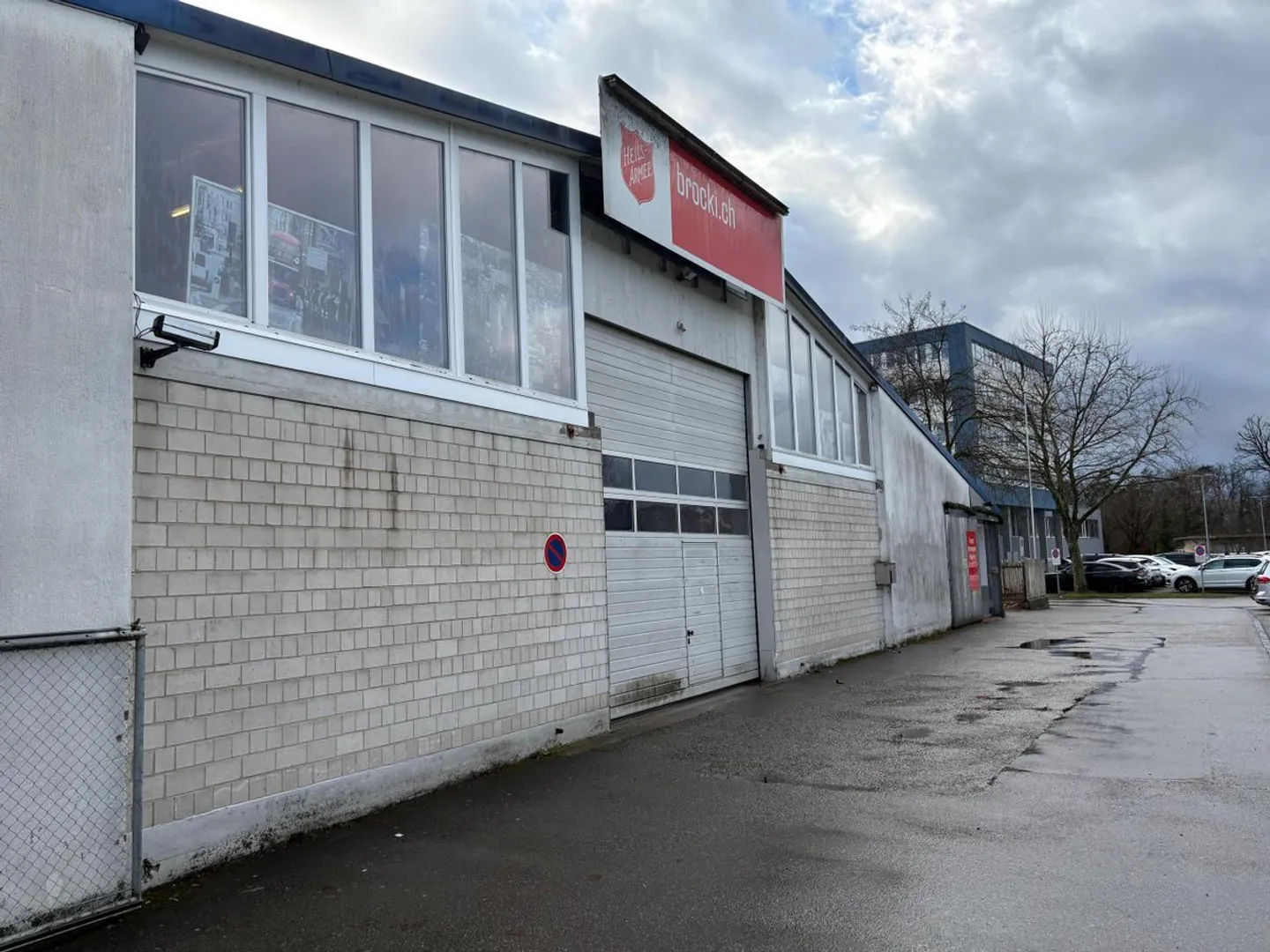 ATTRACTIVE COMMERCIAL SPACE IN A CENTRAL LOCATION - FLEXIBLE, SPACIOUS AND LOGISTICALLY OPTIMAL - Photo 7 of 10