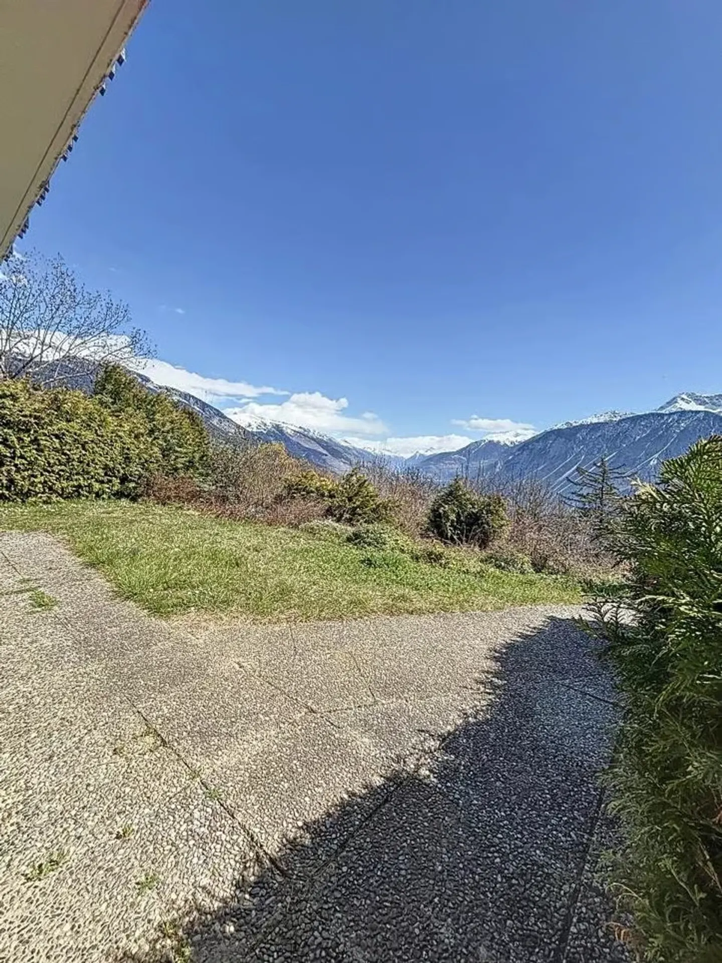 Chalet Duplex Charmant avec Vue - Photo 13 sur 13