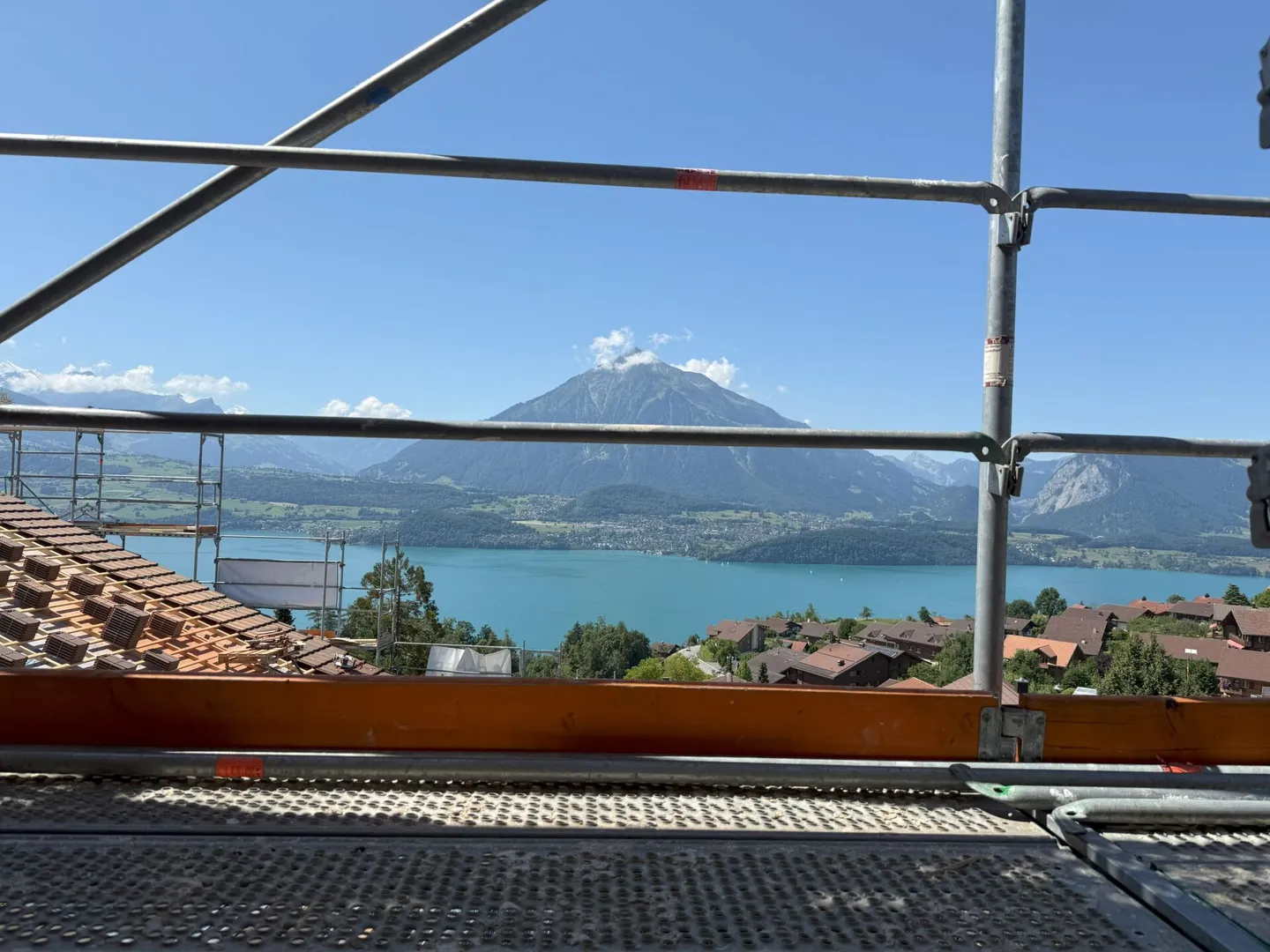 L'aménagement intérieur et la vue attendent les nouveaux propriétaires - Photo 3 sur 14