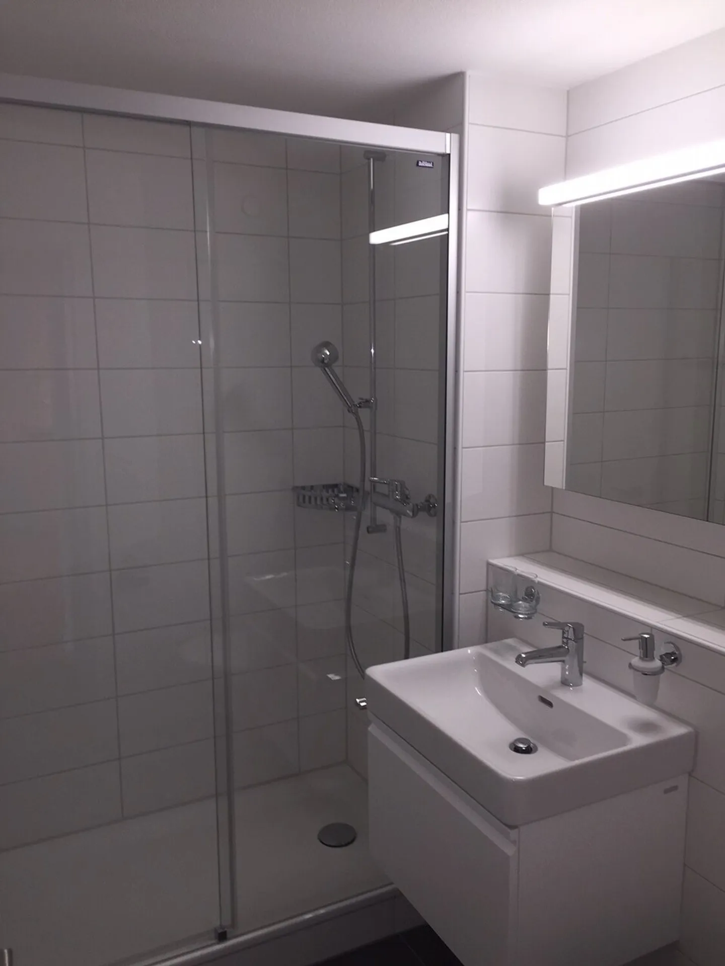 Attractive 2-room apartment in Pestalozzipark - Photo 3 of 8