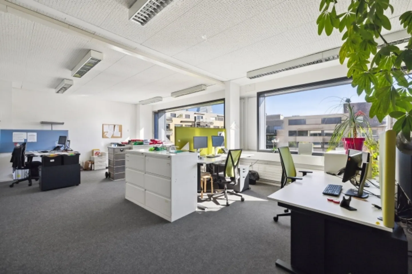 Espace de Bureau Moderne - Photo 3 sur 7