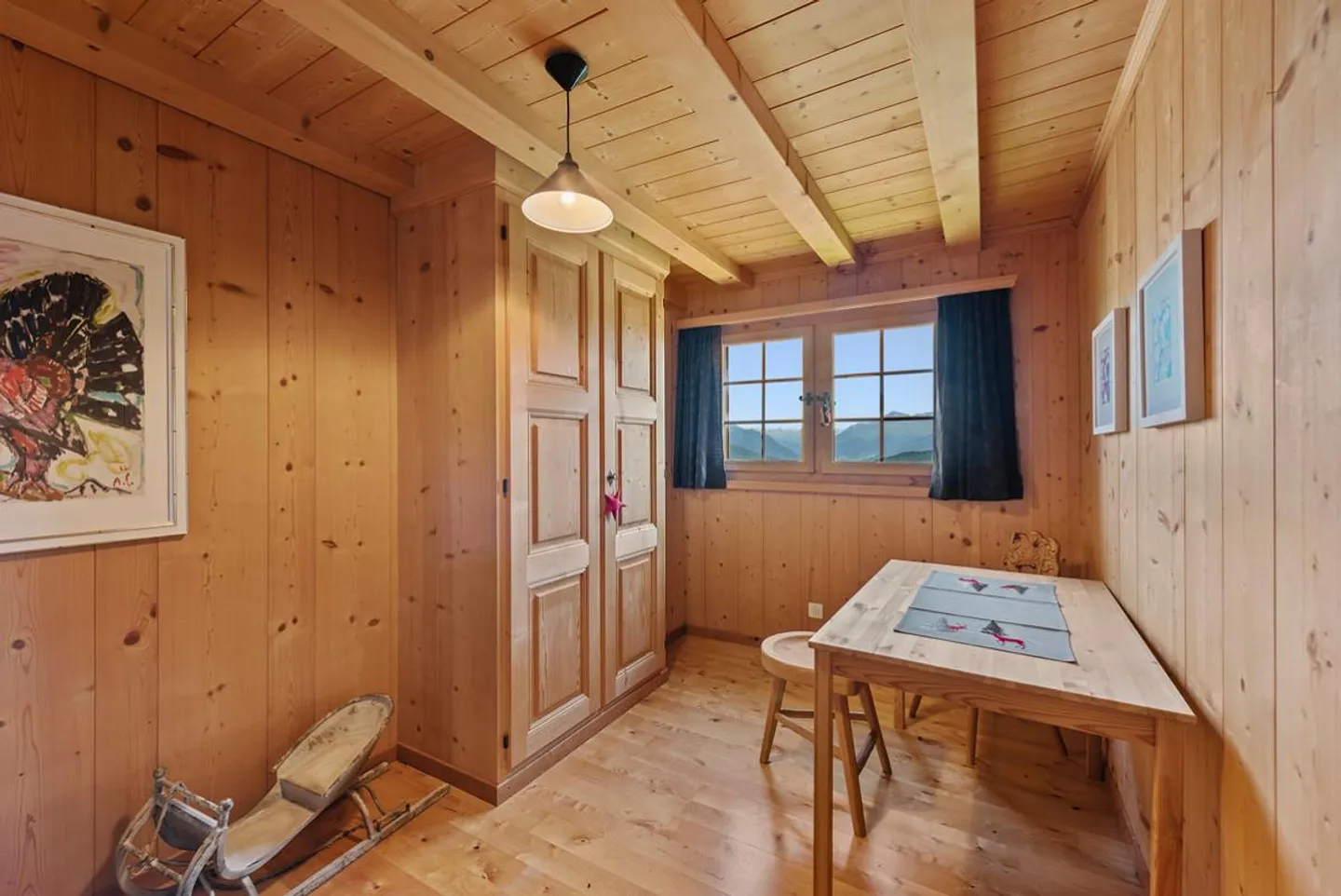 Maissen Holiday Home in Valbella with Panorama and Ski-in/Ski-out Location - Photo 5 of 6