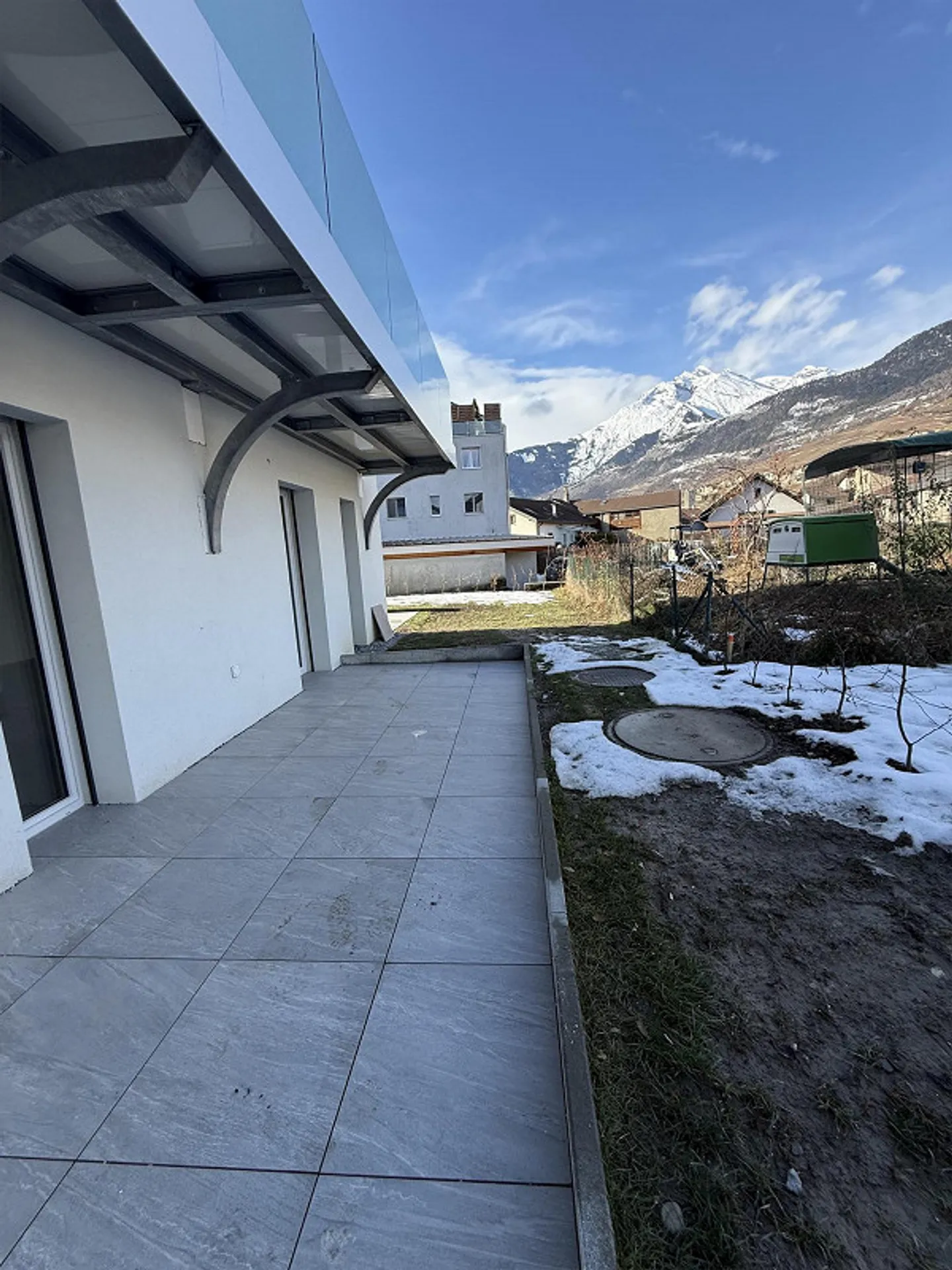 NEW - Never lived in - 2.5 rooms with garden and private basement - Photo 13 of 14