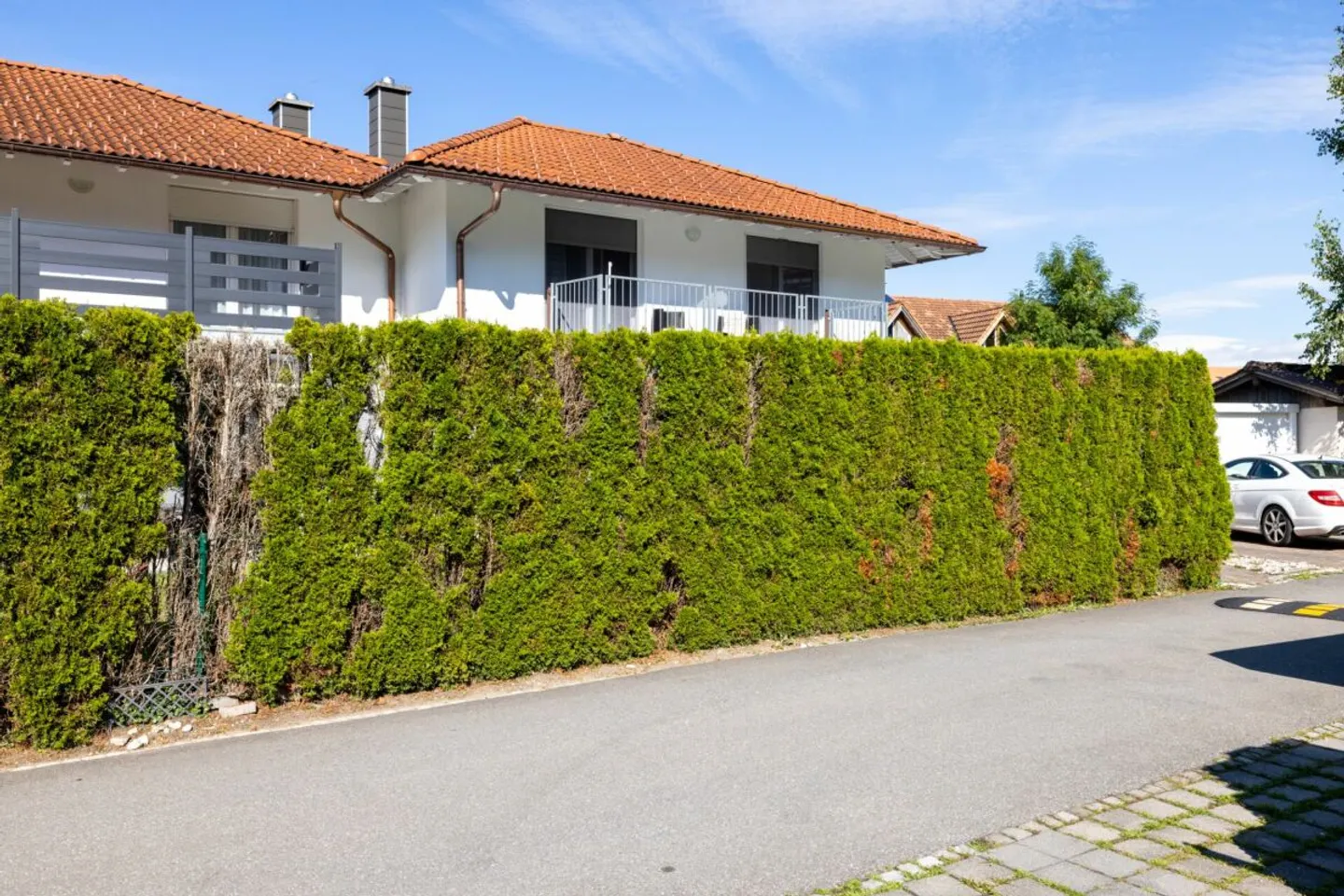 Charmantes Einfamilienhaus mit Garten - Foto 1 von 12