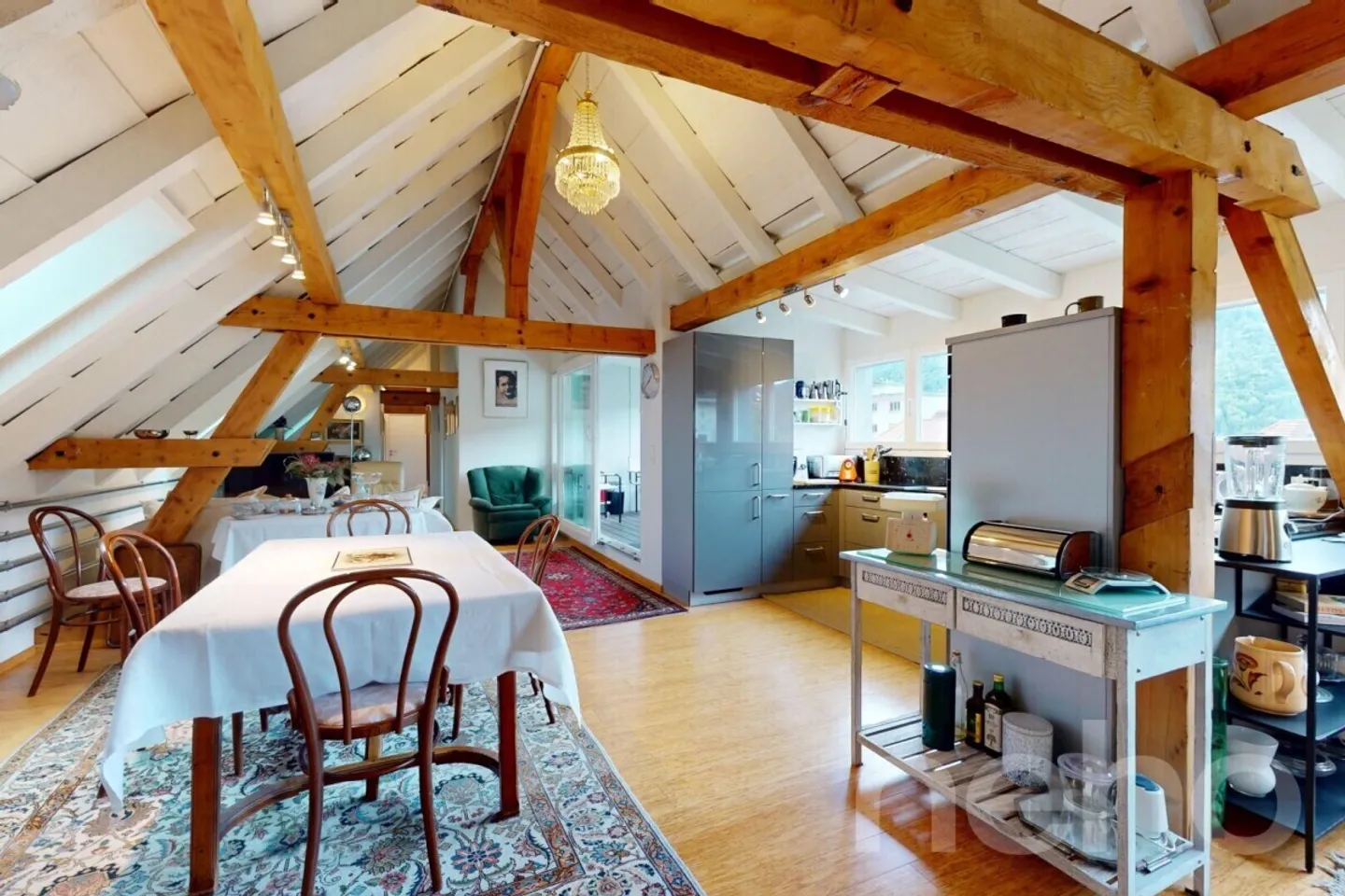 Einzigartige private Residenz in St-Imier - Selbsttragende Investition - Foto 1 von 12