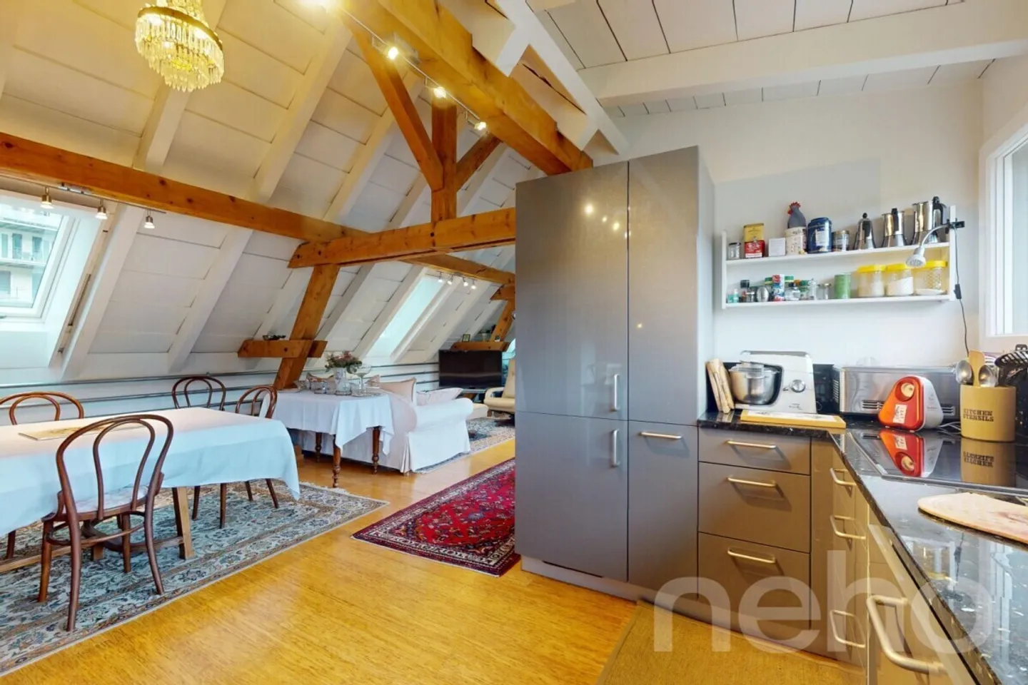 Einzigartige private Residenz in St-Imier - Selbsttragende Investition - Foto 5 von 12