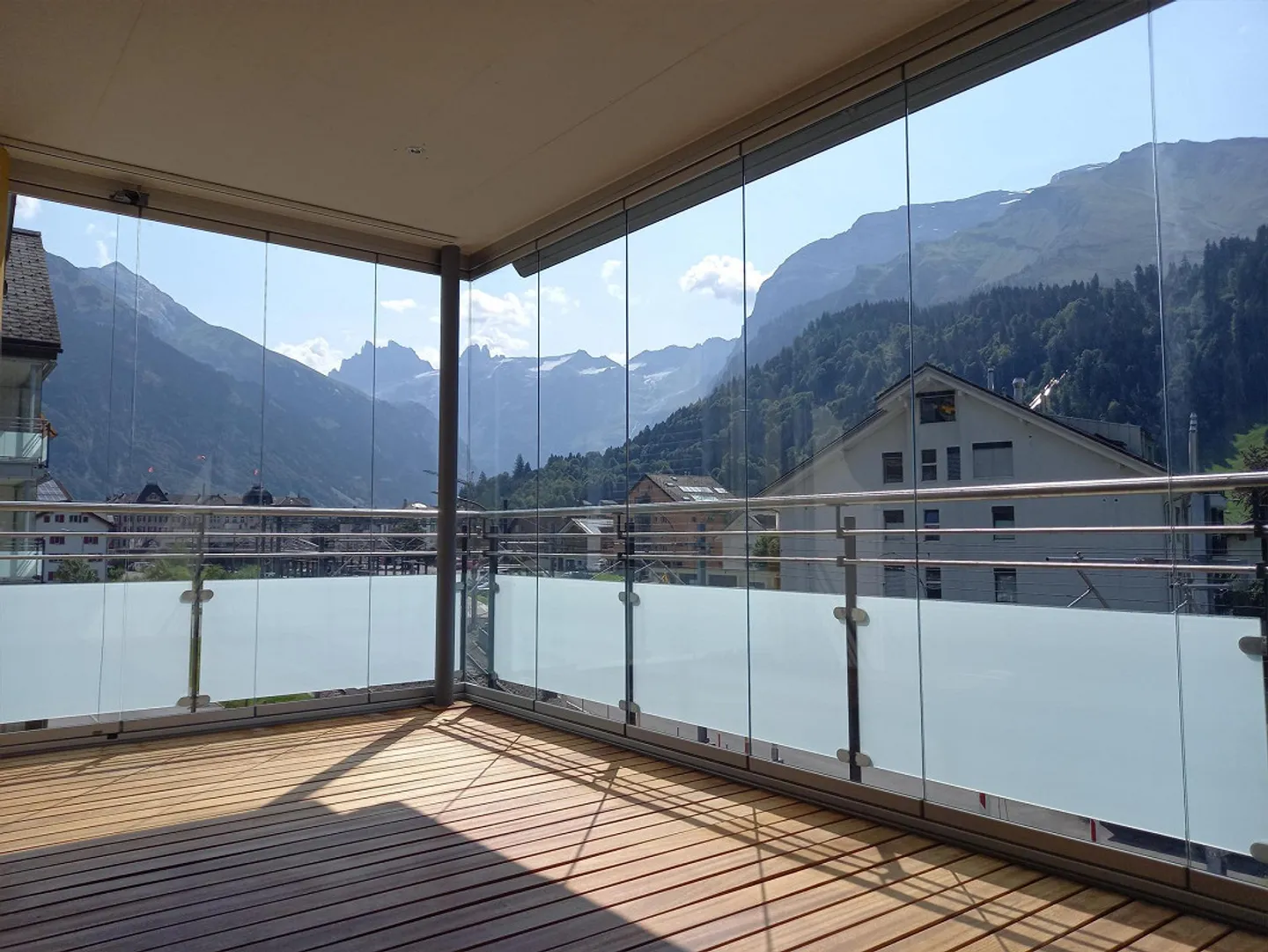 Appartamento di 4,5 stanze con vista sulle montagne in posizione centrale - Foto 1 di 10