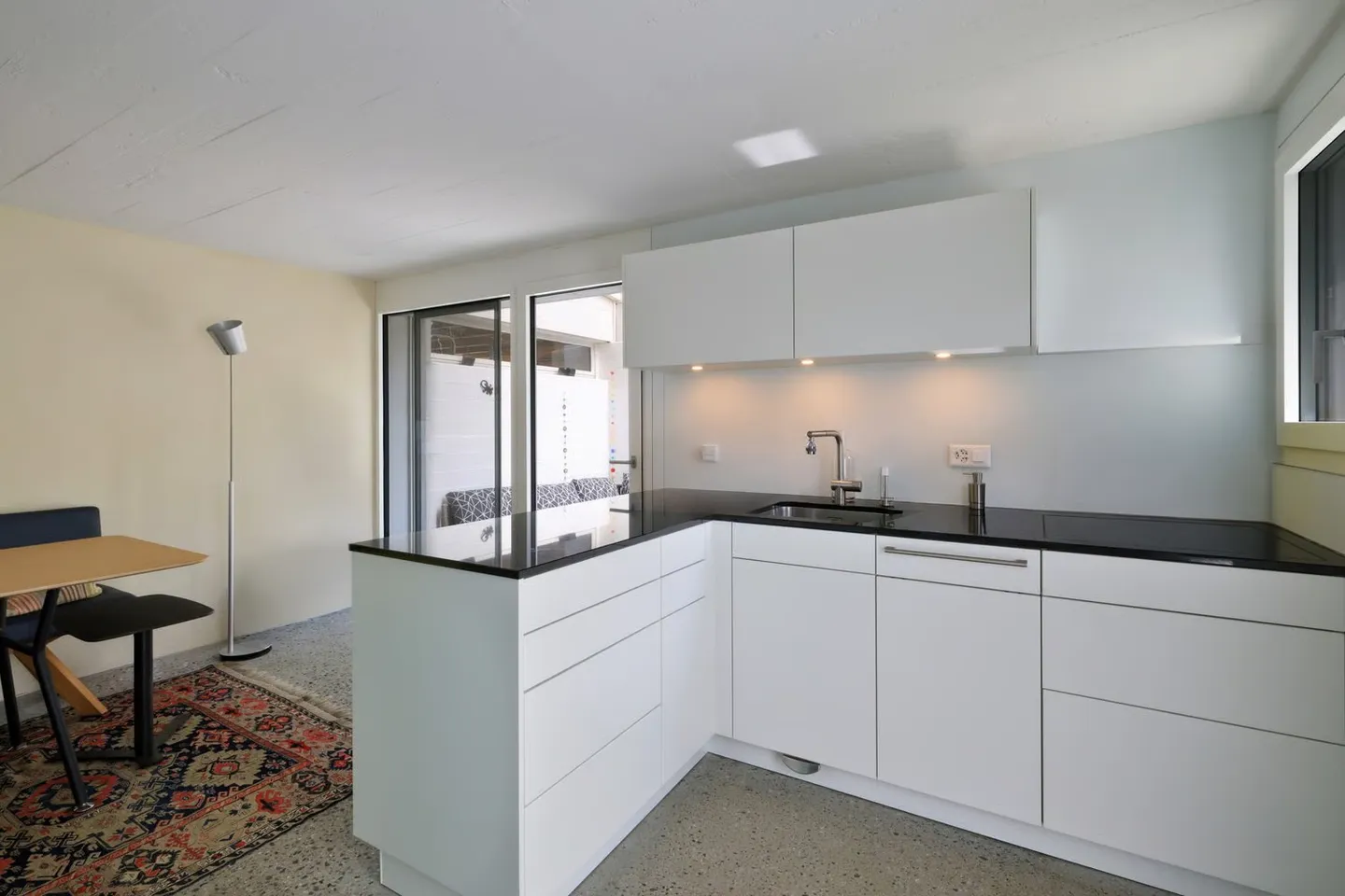 For Family: Charming 4.5-Room Townhouse in Quiet Location of Golino - Photo 23 of 56