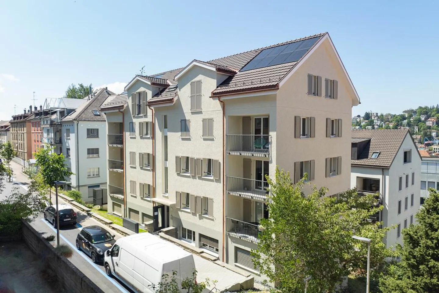 Modern 3.5-room apartment near city center - Photo 1 of 7