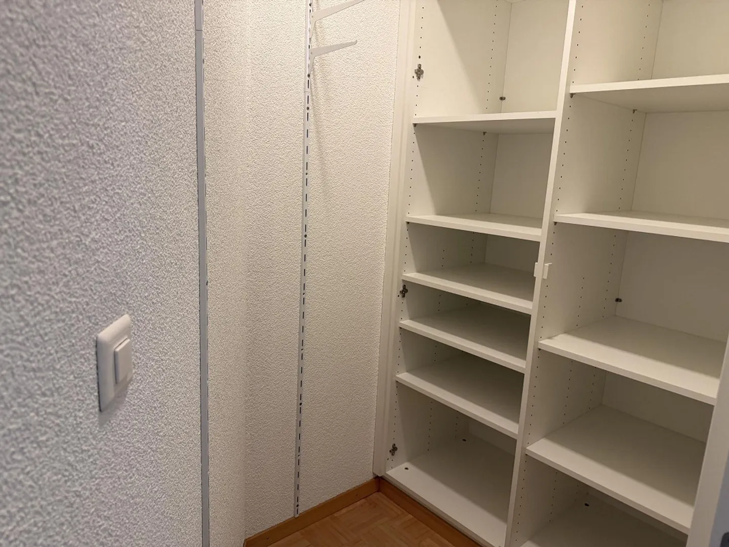 Vivere moderno in una posizione attraente - Foto 5 di 6