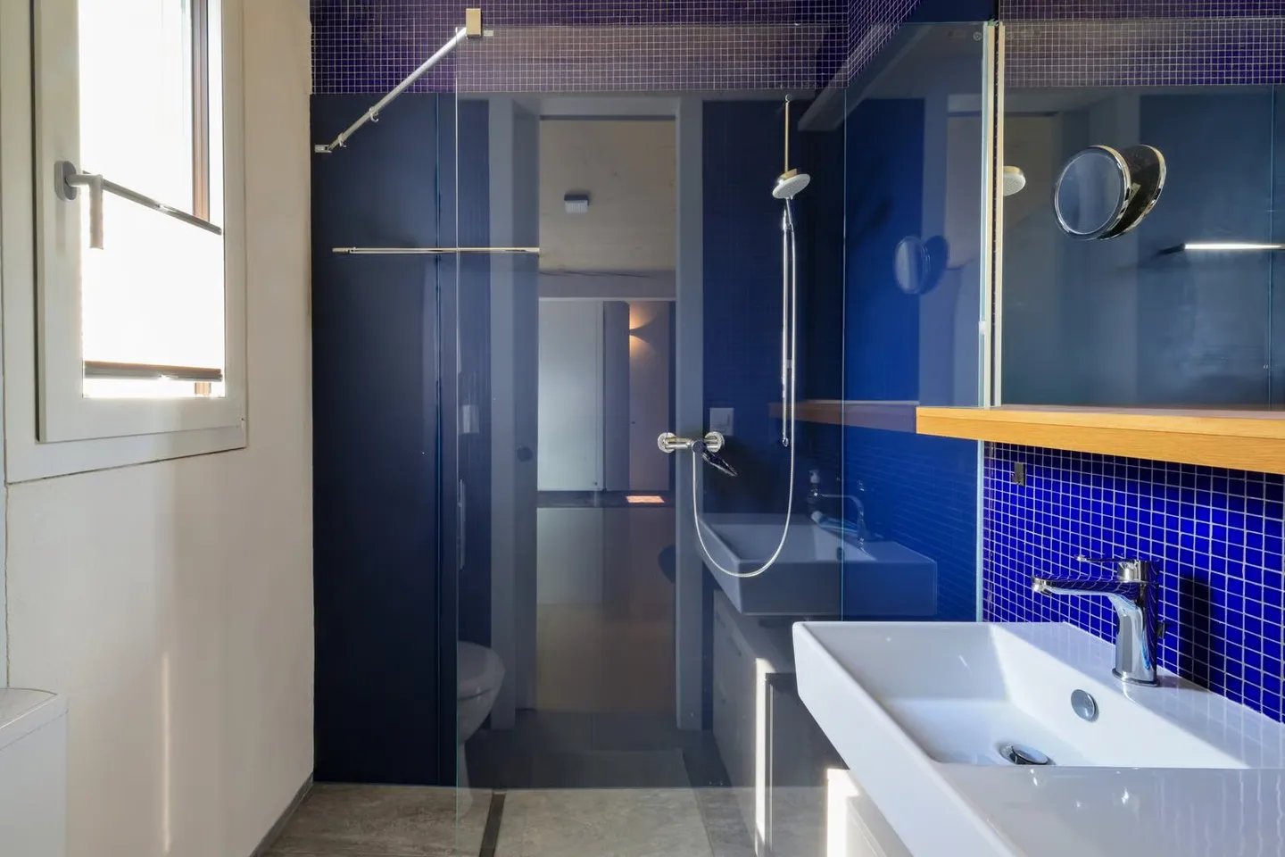 For Family: Charming 4.5-Room Townhouse in Quiet Location of Golino - Photo 35 of 56