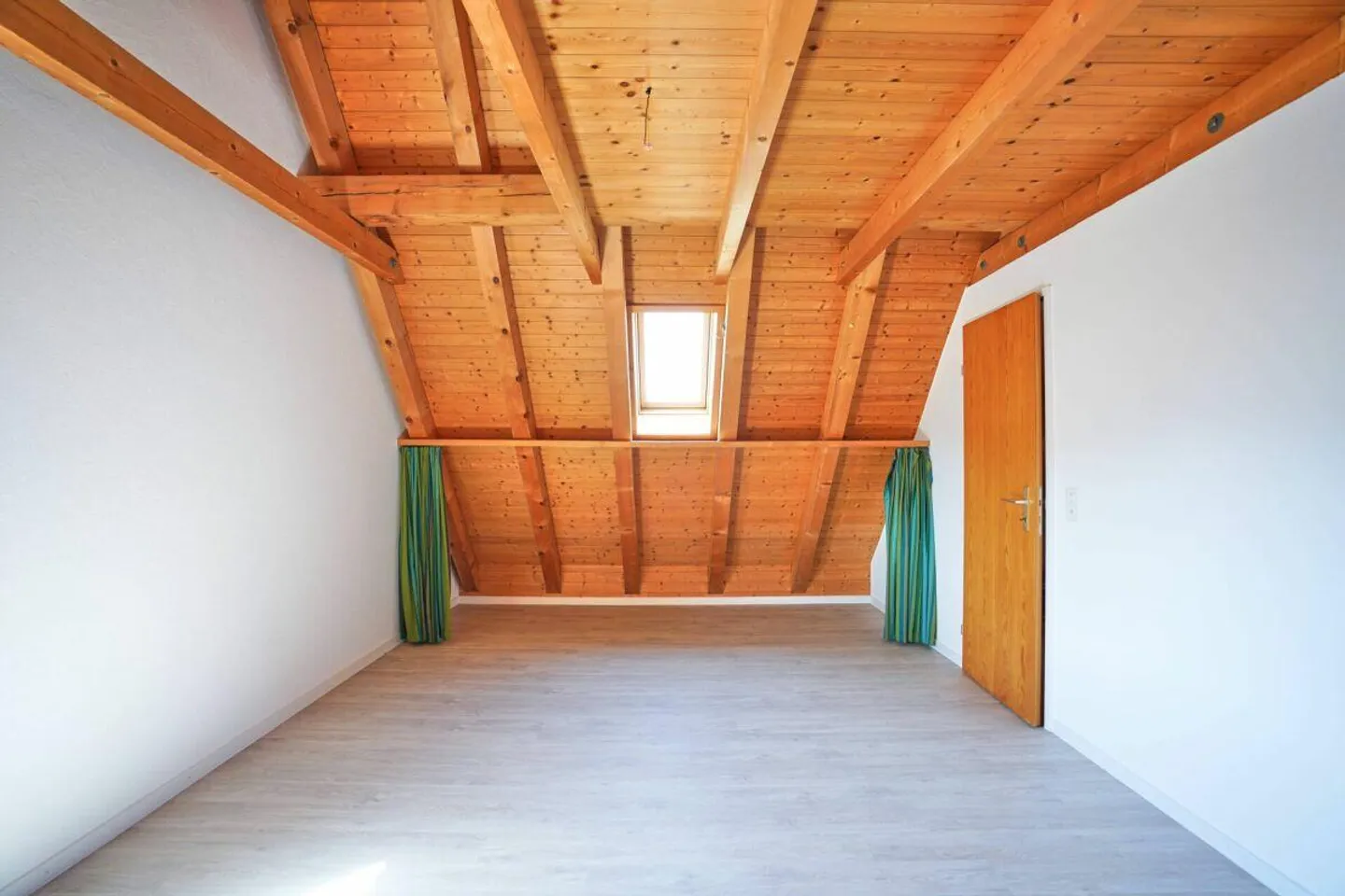 Your new home with charm - Maisonette apartment with fireplace - Photo 7 of 14