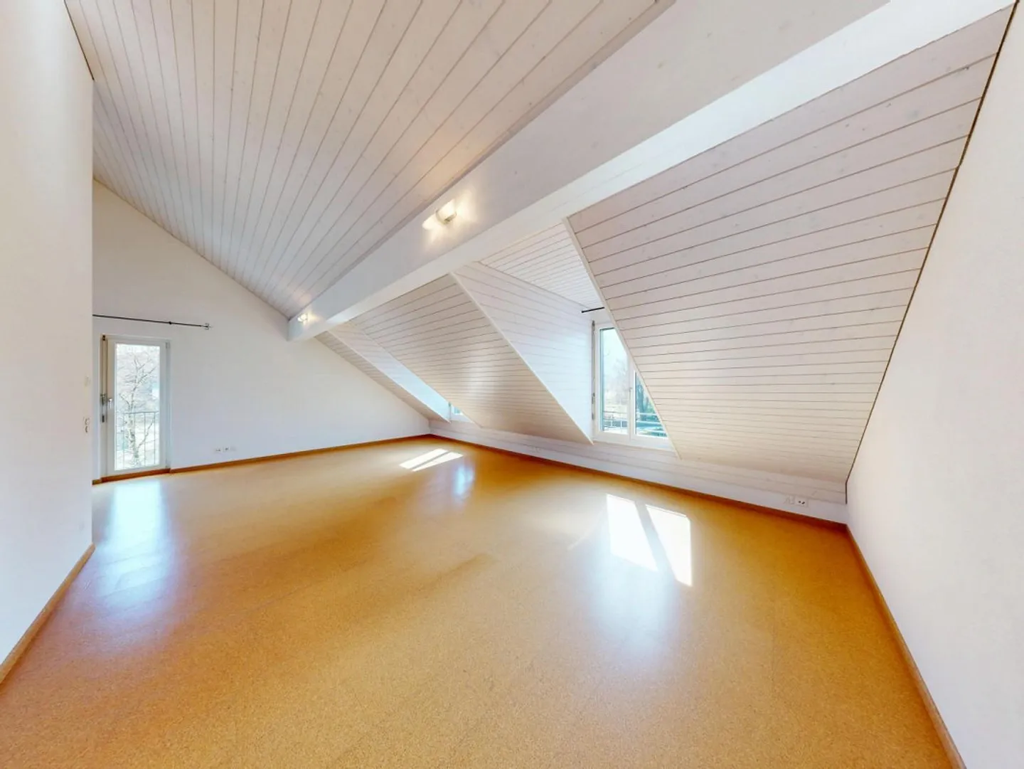 Geräumiges Doppeleinfamilienhaus - Foto 8 von 12