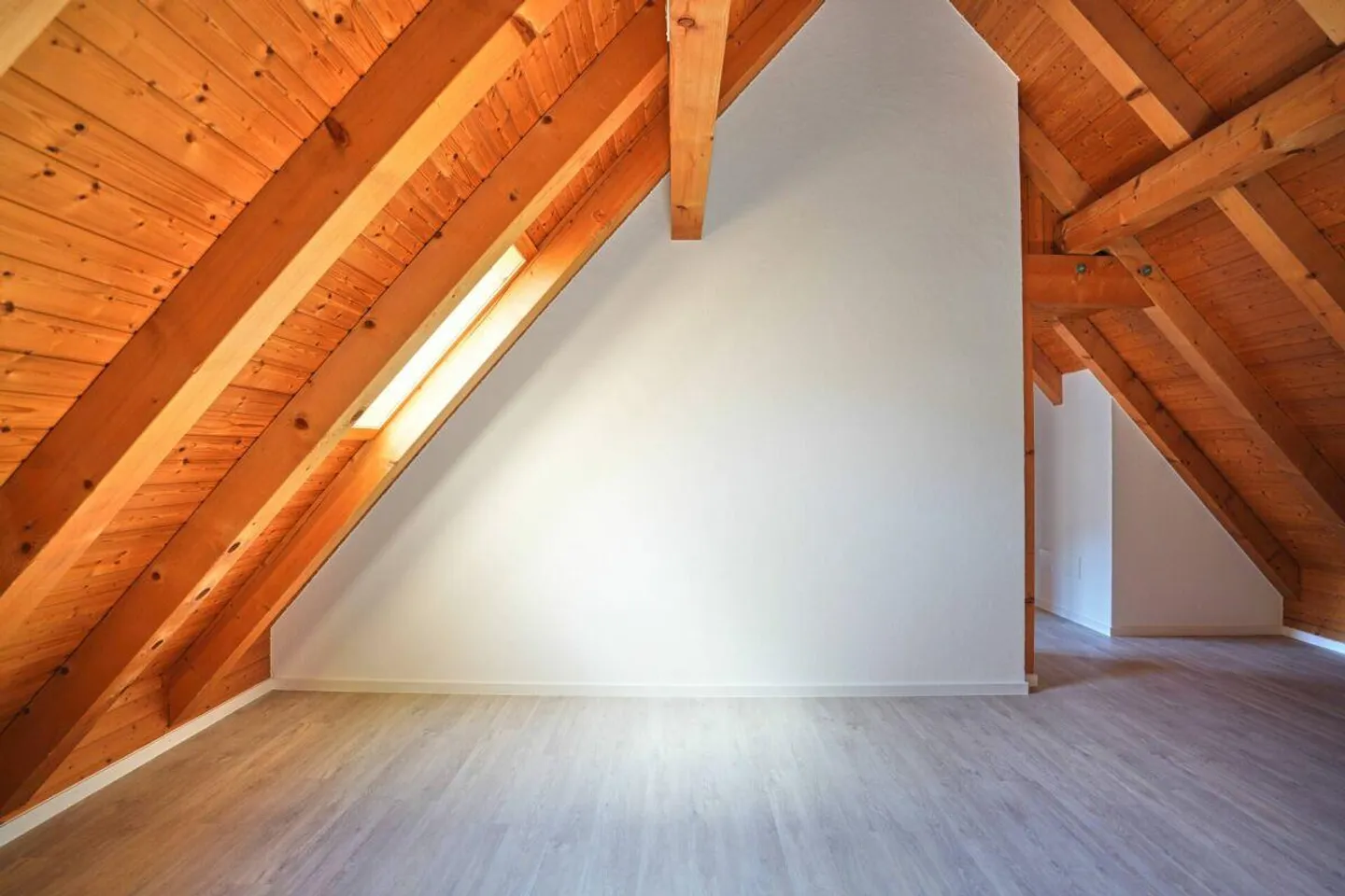 Your new home with charm - Maisonette apartment with fireplace - Photo 8 of 14