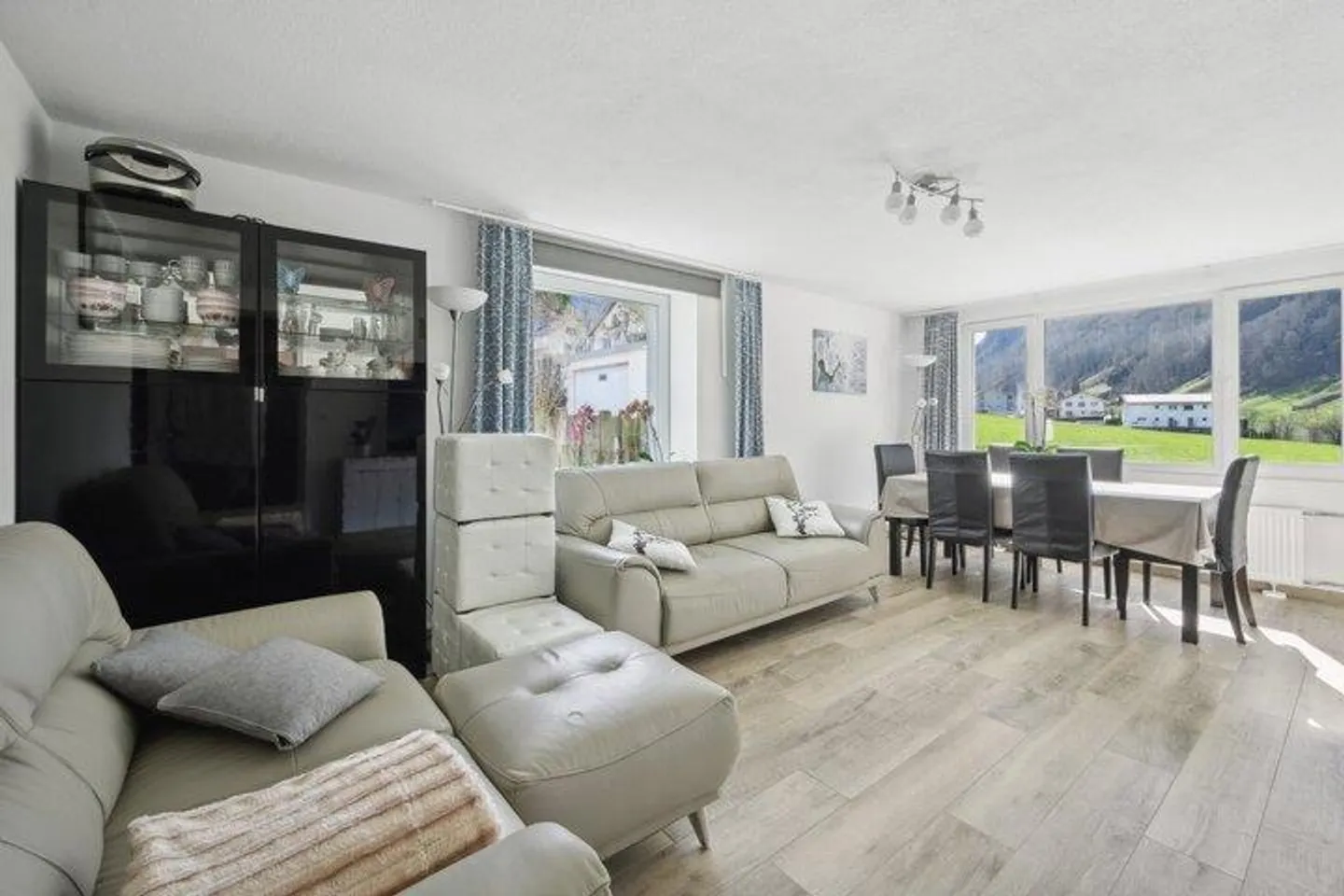 Apartment for sale - Photo 2 of 8