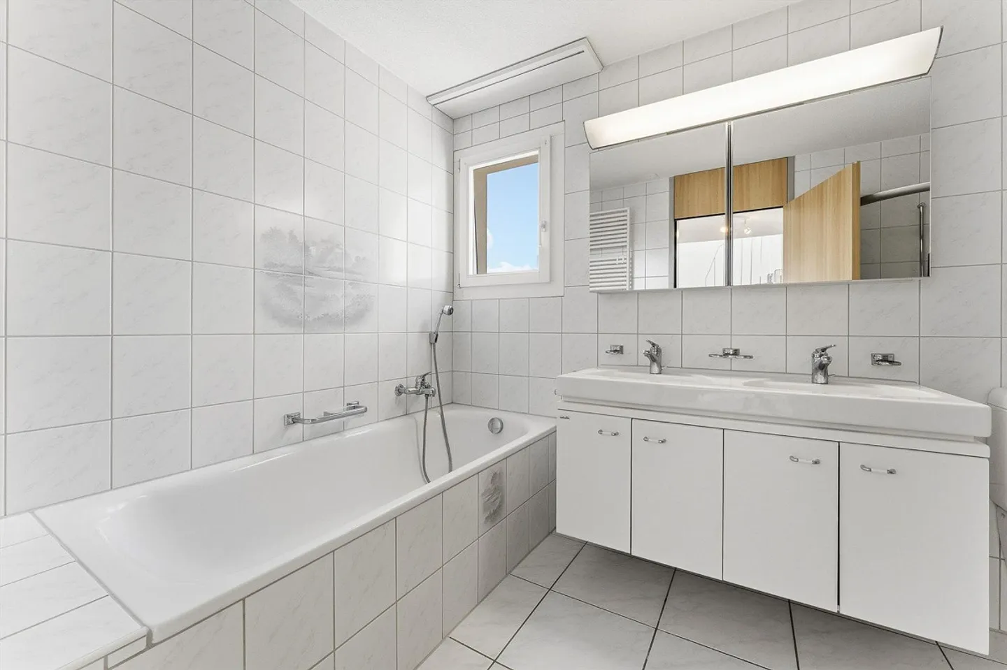 Charmantes Doppelhaus mit Aussicht - Foto 12 von 13