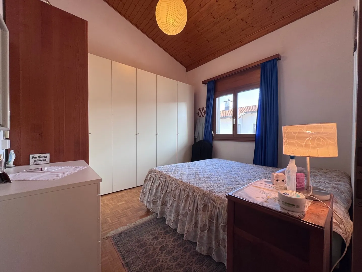 Charmantes Einfamilienhaus mit 5,5 Zimmern und sonnigem Garten in Morbio Inferiore - Foto 5 von 11