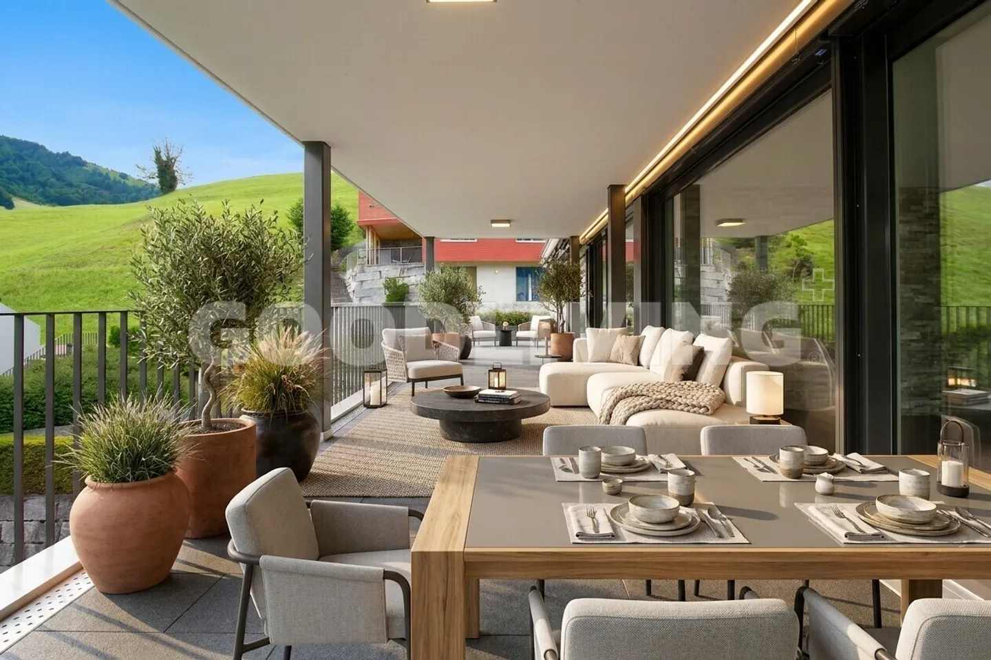 Exclusive penthouse with private lift and unobstructed mountain view - Photo 1 of 7