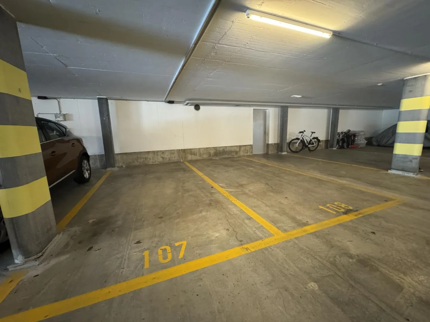 Apartment - Photo 11 of 11