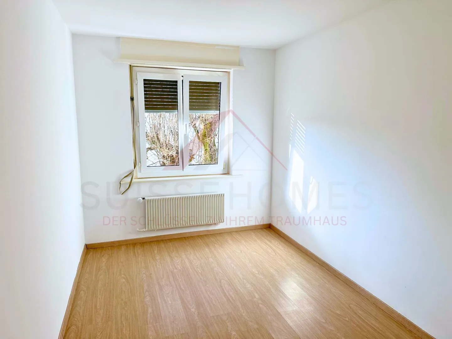 Appartement moderne de 3,5 pièces avec balcon - Ensoleillé, calme et prêt à emménager - Photo 6 sur 7