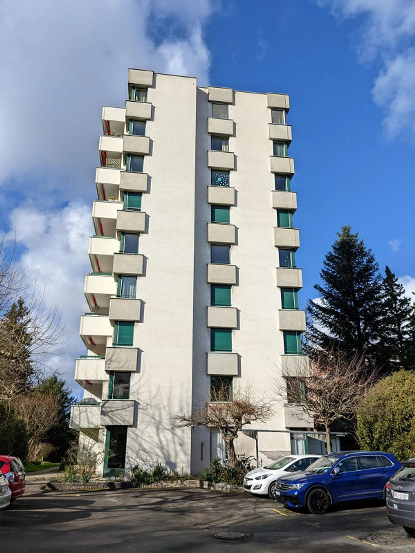 Appartamento 3 locali con ascensore e bella vista ad Arlesheim - Foto 1 di 13