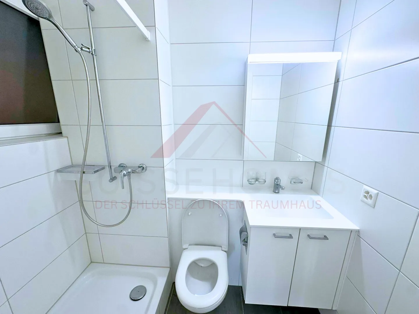 Appartement moderne de 3,5 pièces avec balcon - Ensoleillé, calme et prêt à emménager - Photo 7 sur 7