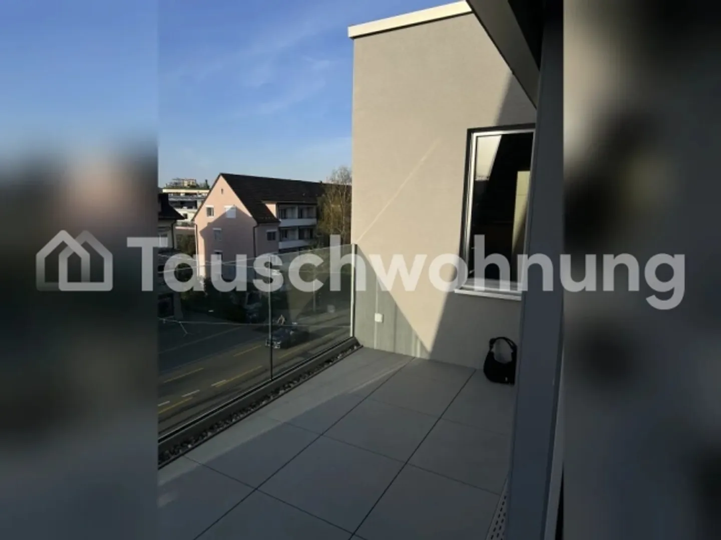 Appartement moderne avec balcons - Photo 6 sur 7