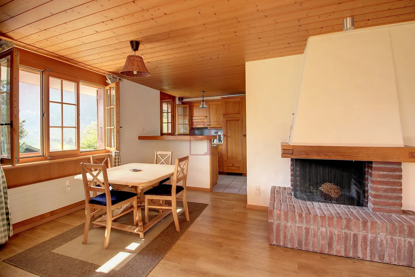 Charming furnished 3.5-room apartment - Photo 1 of 9