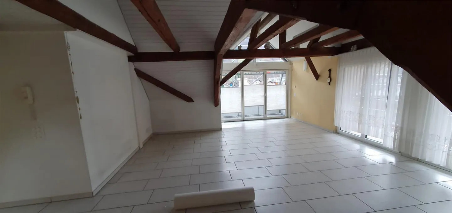Appartement mansardé de 6.5 pièces - Photo 1 sur 7