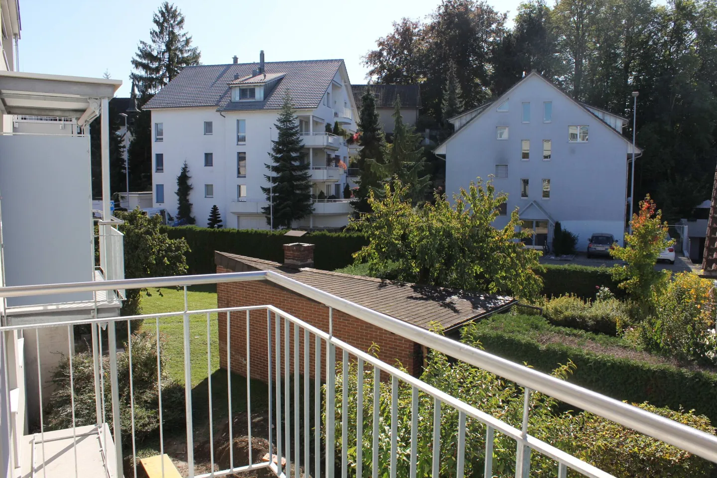 Komplett sanierte Liegenschaft/Wohnungen an zentraler Lage - Foto 3 von 13