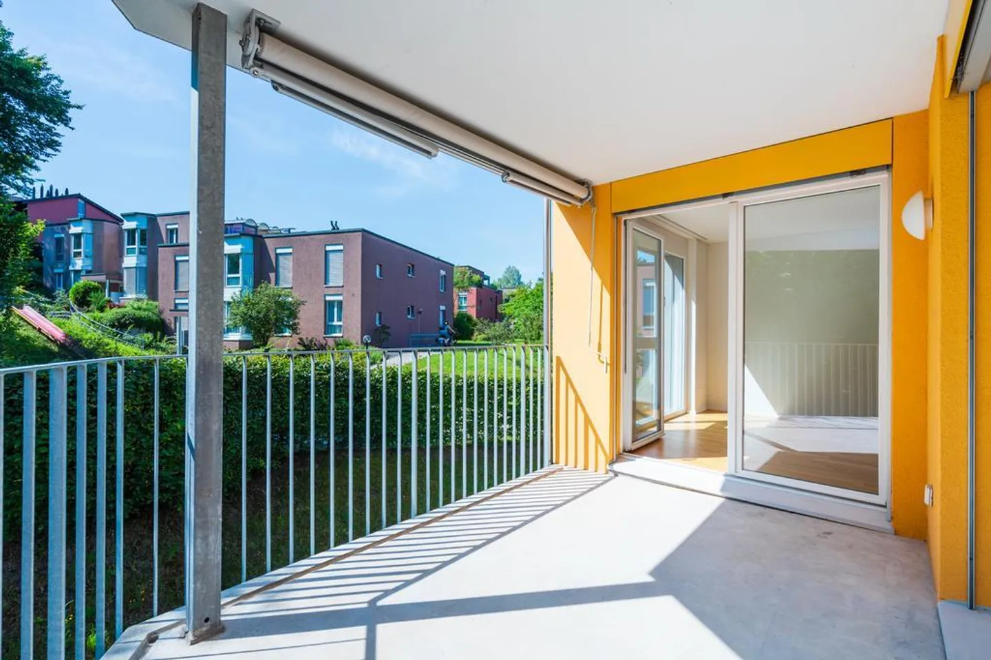 Appartement moderne de 2 pièces à louer dans un endroit calme. - Photo 3 sur 9