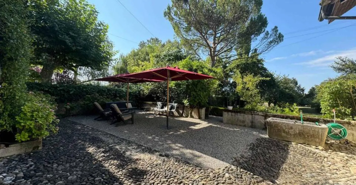 Magnifico edificio antico con giardino - Foto 5 di 5