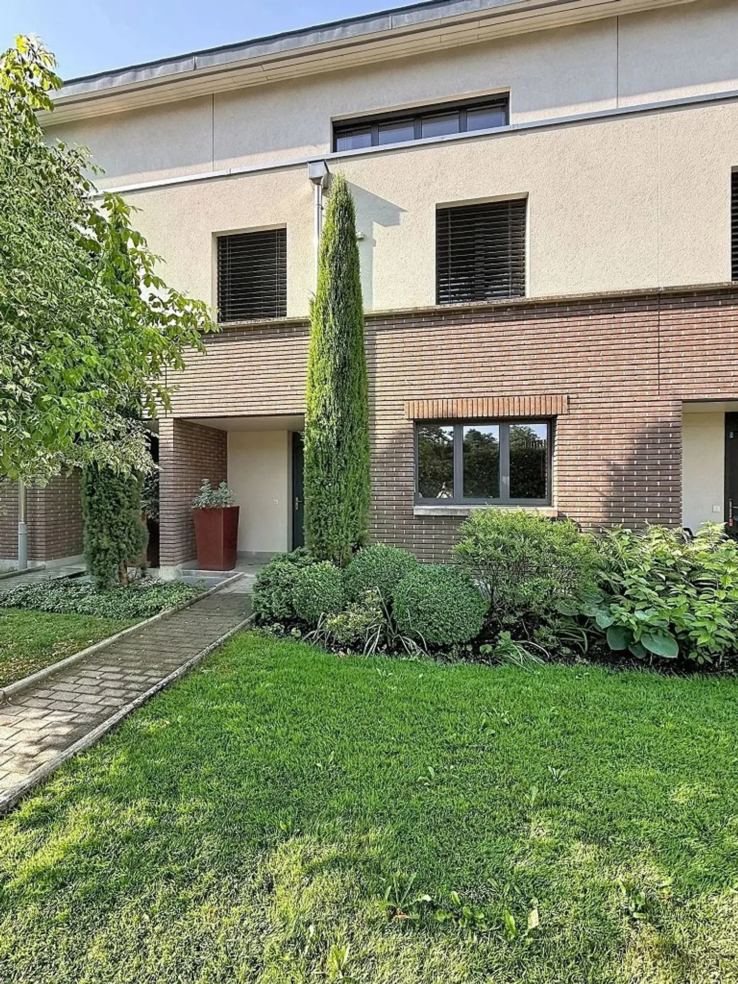 Villa - Foto 1 von 10