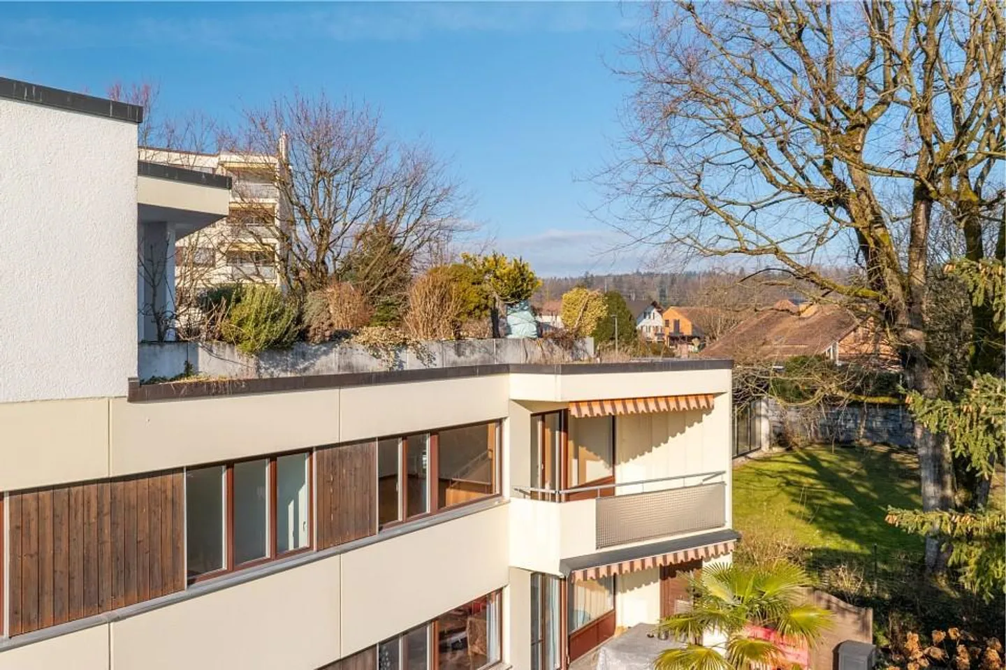 Ampio appartamento di 5,5 locali con balcone - Foto 1 di 6