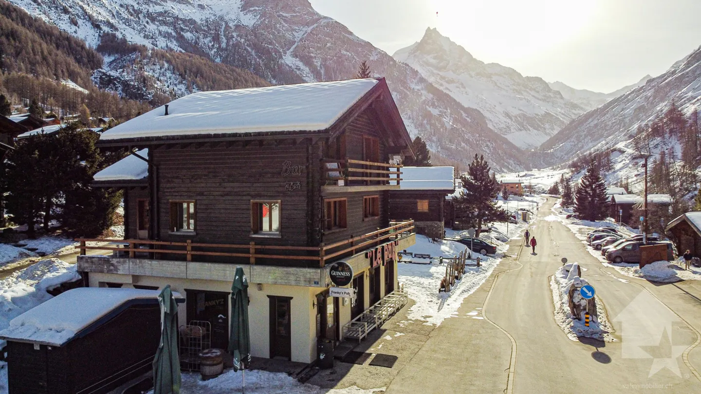 Eccezionale: bistrot con duplex di 5,5 stanze e studio indipendente - Foto 43 di 44