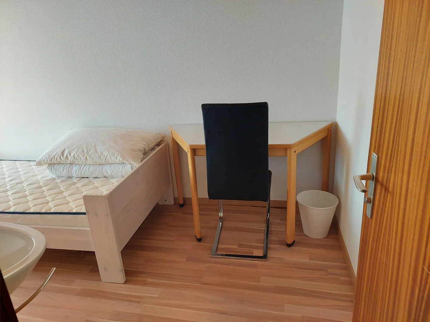 Möbliertes Zimmer in Gemeinschaft - Foto 3 von 5