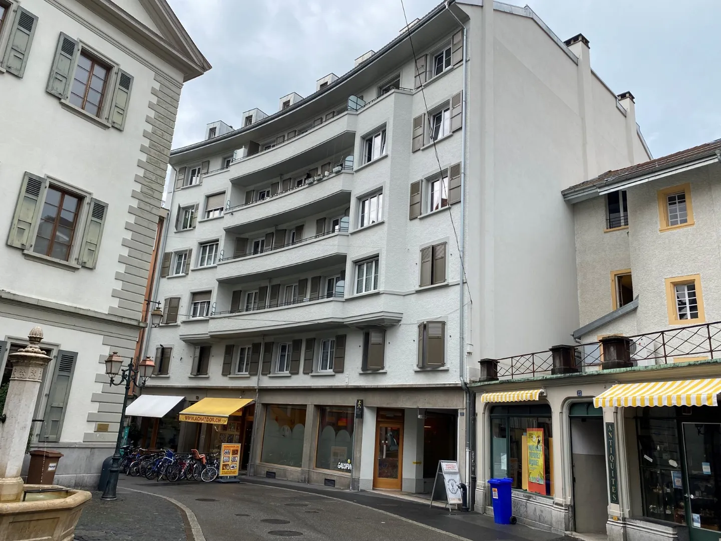 Charming Apartment in City Center - Photo 1 of 9