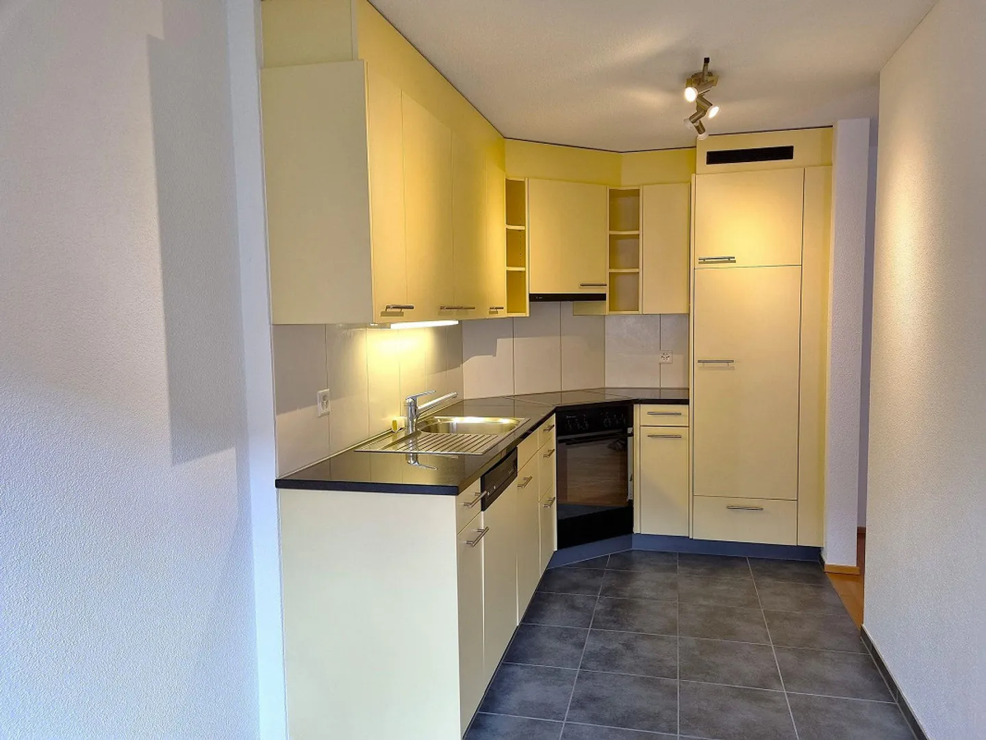 Am Fusse des Gonzen - Foto 3 von 9